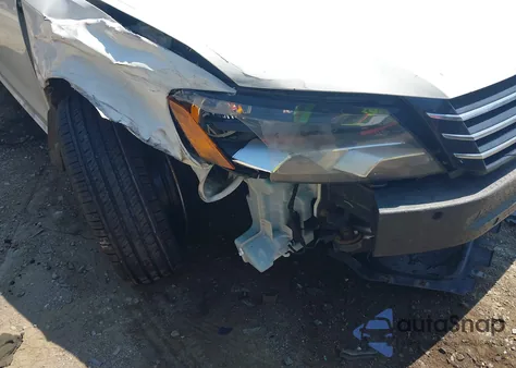 2015 Volkswagen Passat 1.8T S from USA, damaged, VIN 1VWAT7A33FC010281